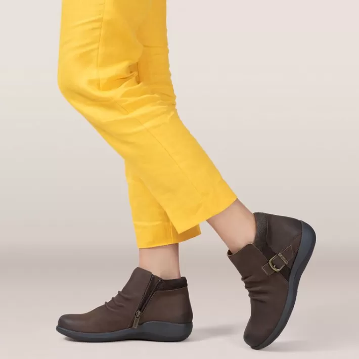 luna_ankle_boot_8.webp Clearance Aetrex Luna Ankle Boot